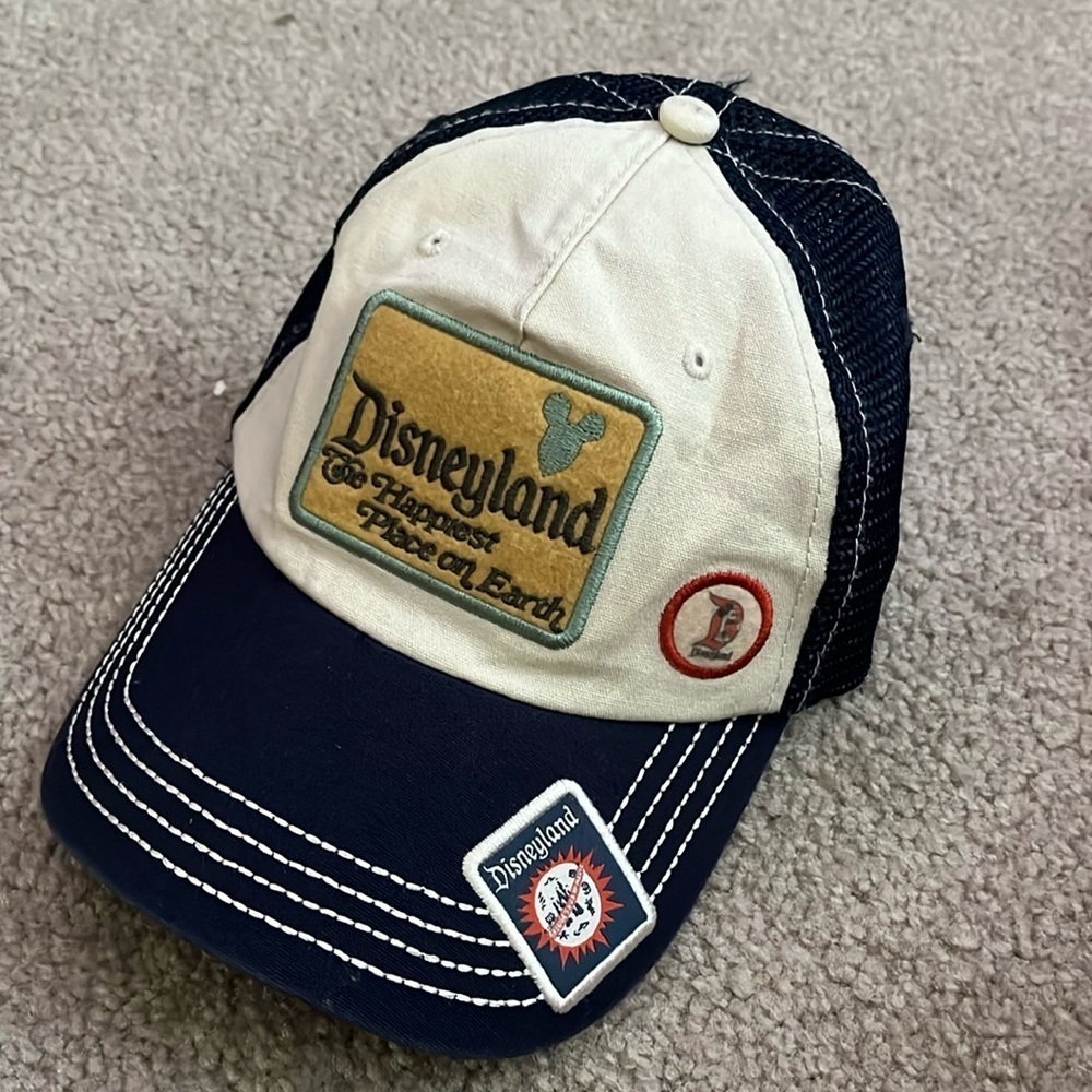 “Disney Parks- Forever Collection By Junk Food: Happiest Place On Earth”